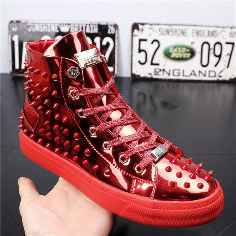 Кроссовки мужские черные красные на плоской подошве с заклепками | Обувь