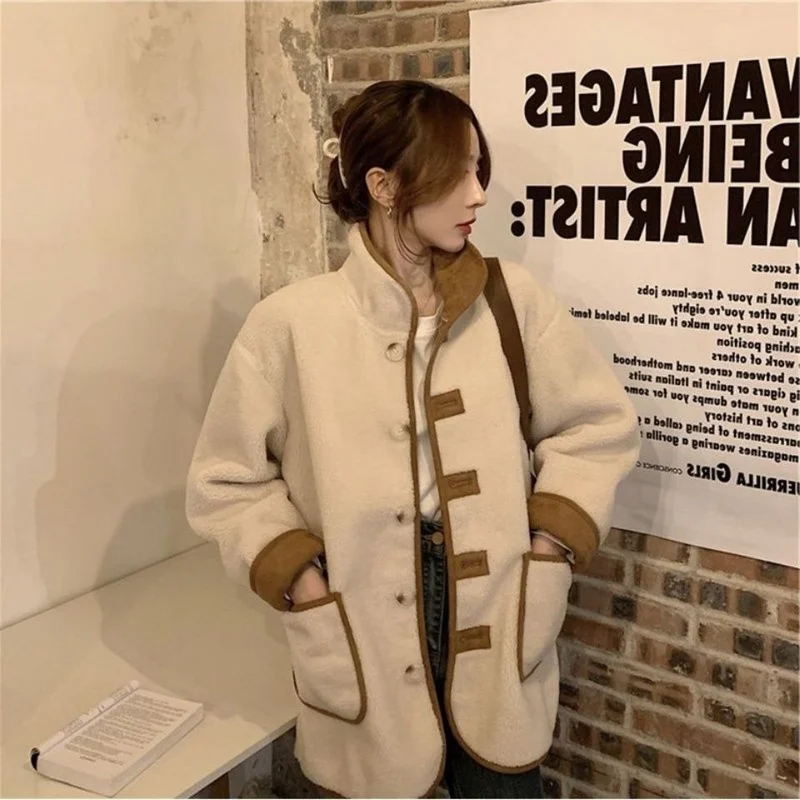 Женское пальто с воротником-стойкой и карманами в стиле ретро | Женская одежда