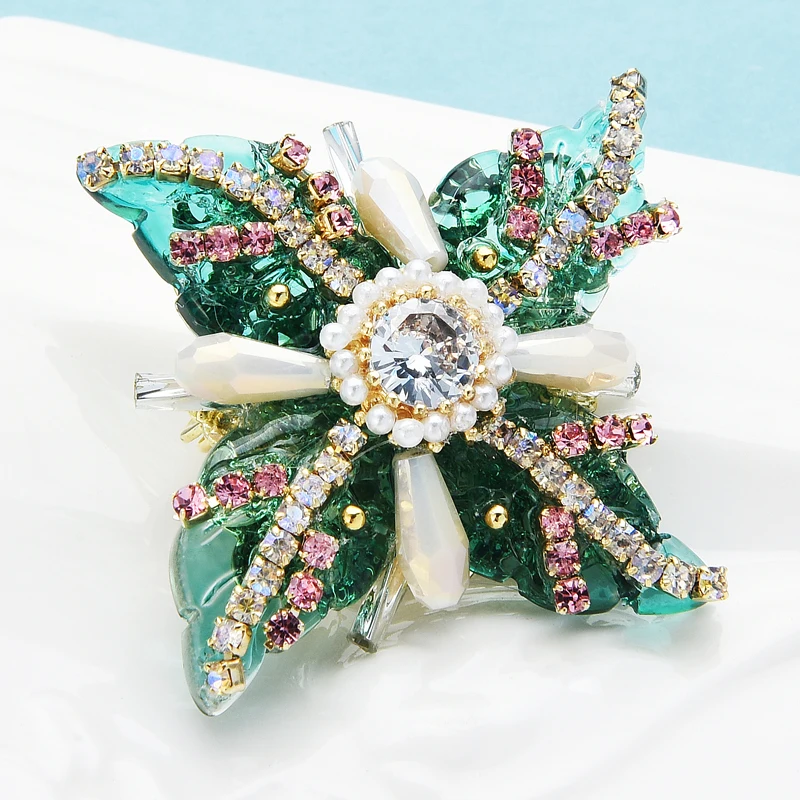

Wuli&baby Handmade Crystal Cross Brooches Women Unisex Green Crystal Flower Weddings Office Brooch Pins Gifts