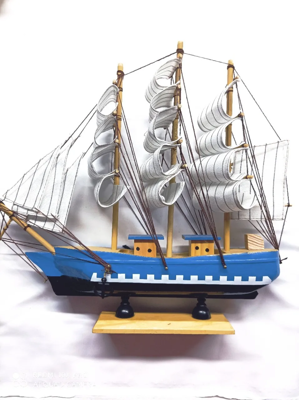 

Простой парусник из сосны, 33 см