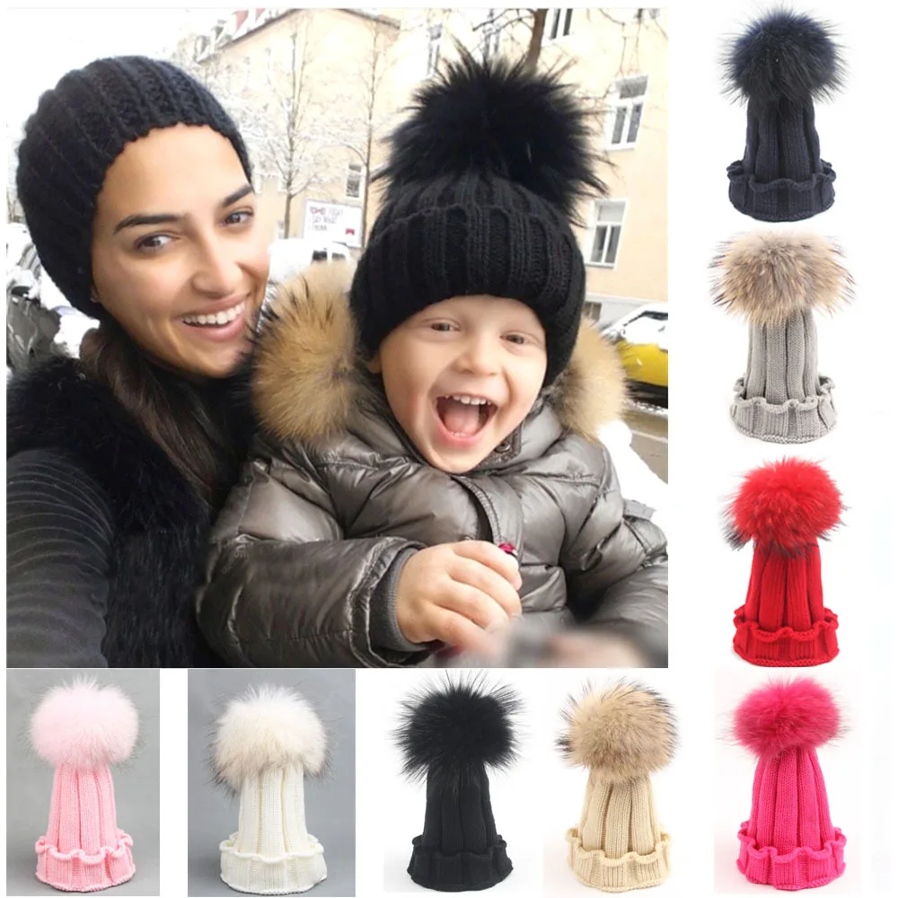 

2020 New Fashion Raccoon Fox Fur Hat Girls Boys Real Fur pompoms Ball Baby Beanies Cap Kids Knitted Hats 15CM Ball Cap Wholesale