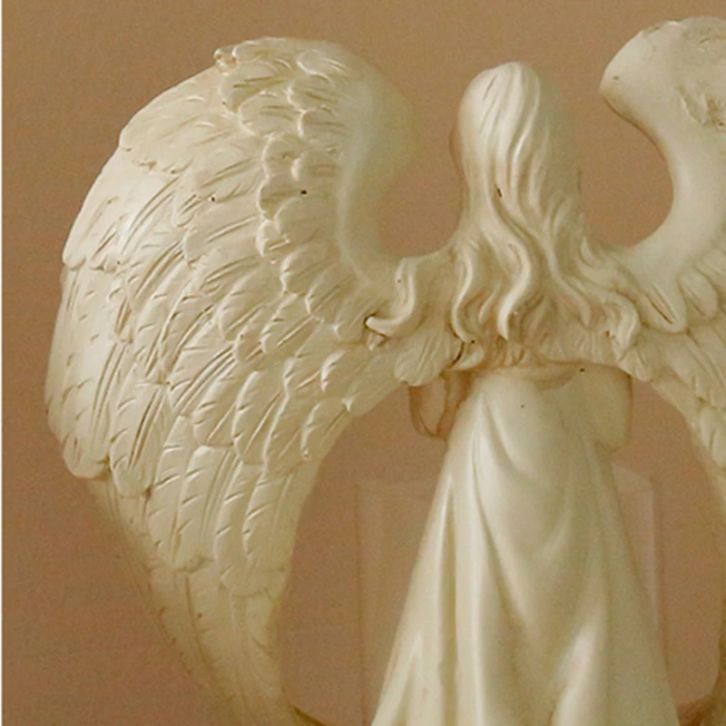 

NORTHEUINS Resin White Battery Angel Candlestick Figurines For Interior Nordic Modern Candlelight Dinner Accessorie Wedding Gift