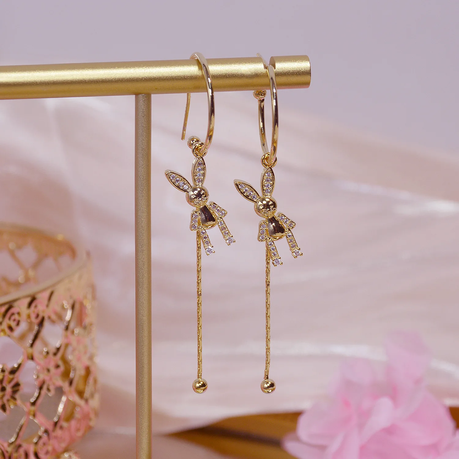 

New Design Fashion Jewelery Crystal Rabbit Long Exquisite 14K Real Gold Plated Earrings for Woman Holiday Party Elegant Earring
