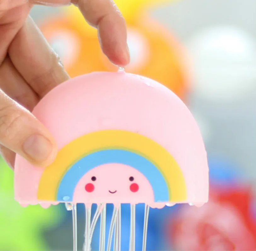 Cloud shower floating toy children's bathroom water toy cute baby bath toy bathroom water spray tool