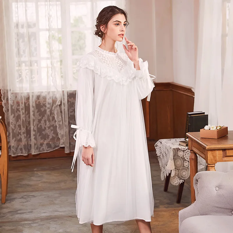 

White Lace Women Retro Nightgown Palace Princess Sleeping Dress Nightdress Royal Cotton Sleepwear Long nightwear Spring Summer