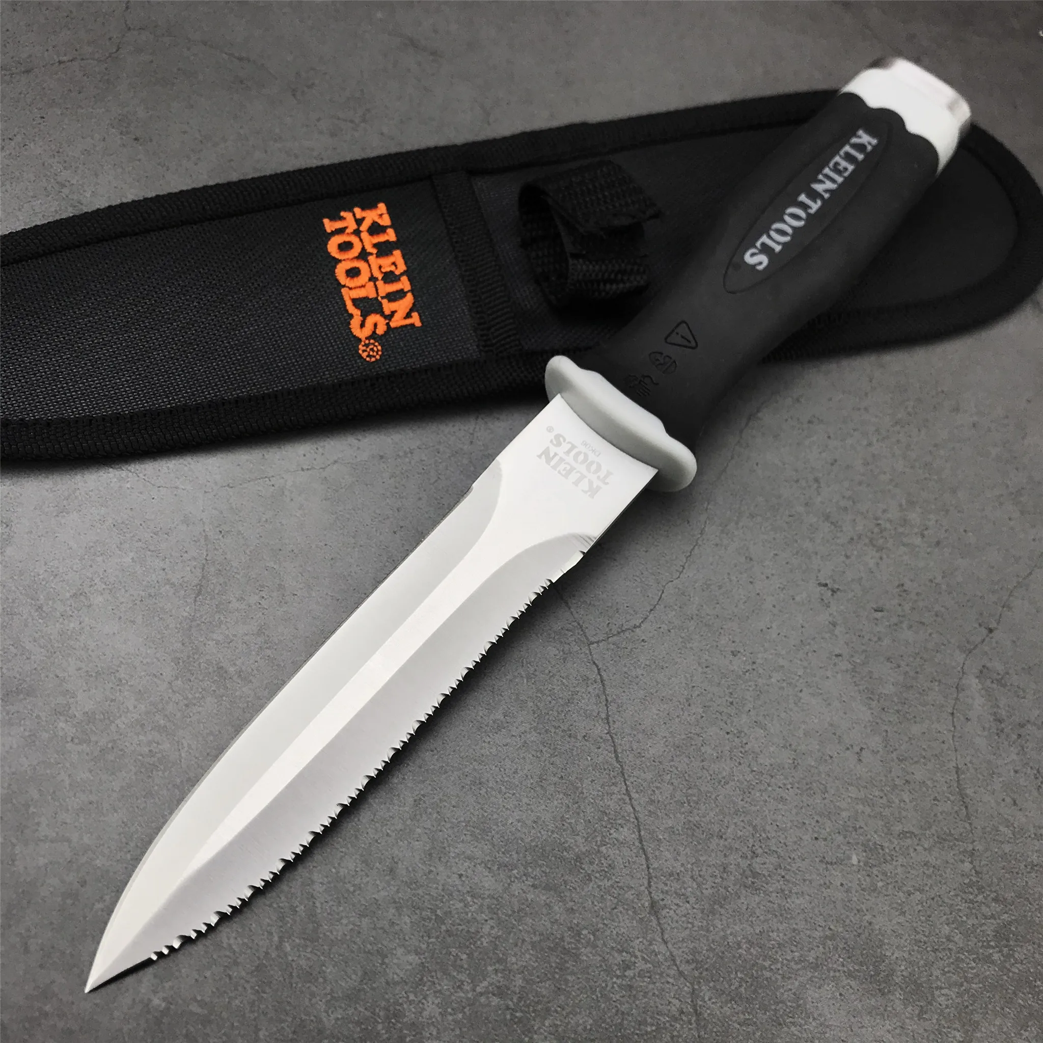 

Fixed Blade Knife 440C Nylon Sleeve Scuba Diving Combat Military Hunting Camping Straight Knife Survival EDC Tool Multi Knives