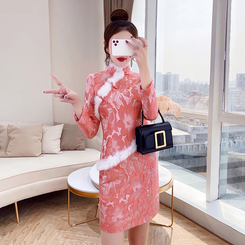 

Tang women's winter dress thickened wedding dress small cotton padded jacket 2020 new clip cotton wool collar improved cheongsam