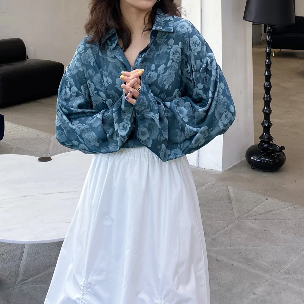 

Vintage Floral Women Blouses Korean Style Fashion Single Breasted Stand Collar Female Tops Harajuku Oversized Chiffon Shirts