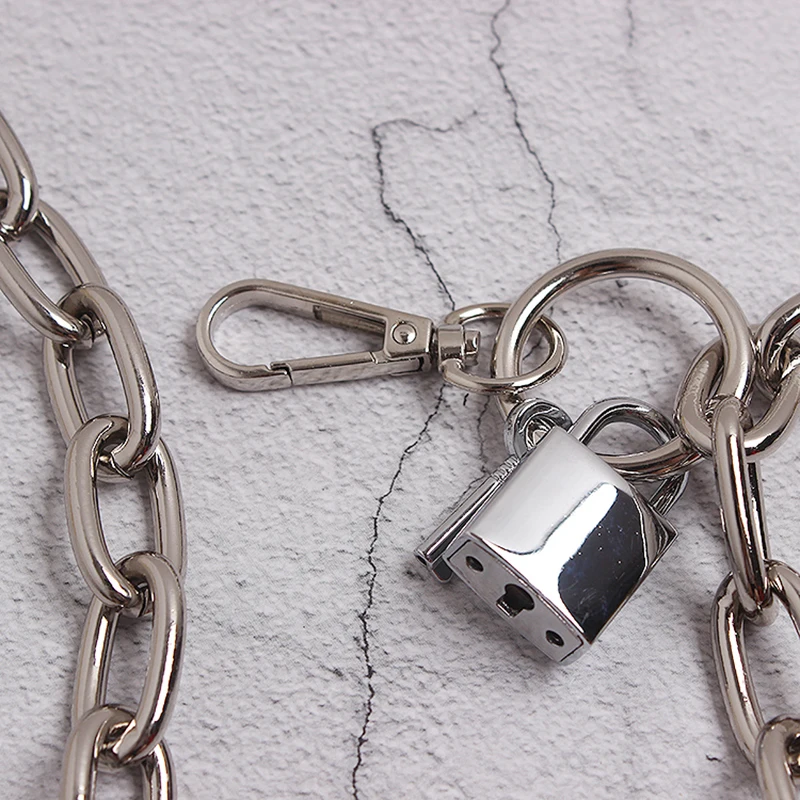 

[EAM] Metal Chain Split Joint Decoration Irregular Long Belt Personality Women New Fashion Tide All-match Spring 2021 1Y064