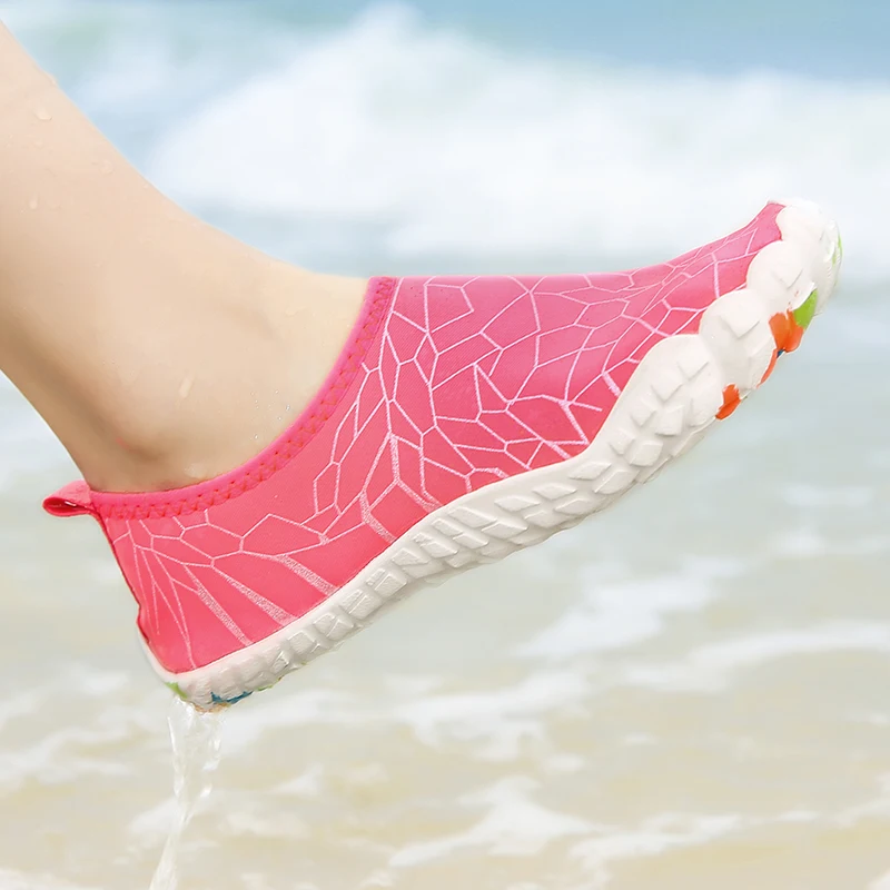 

Outdoor Couple Swimming Shoes Beach Walking Upstream Shoes Breathable And Quick-Drying Beach Five-Finger Water Sports Shoes