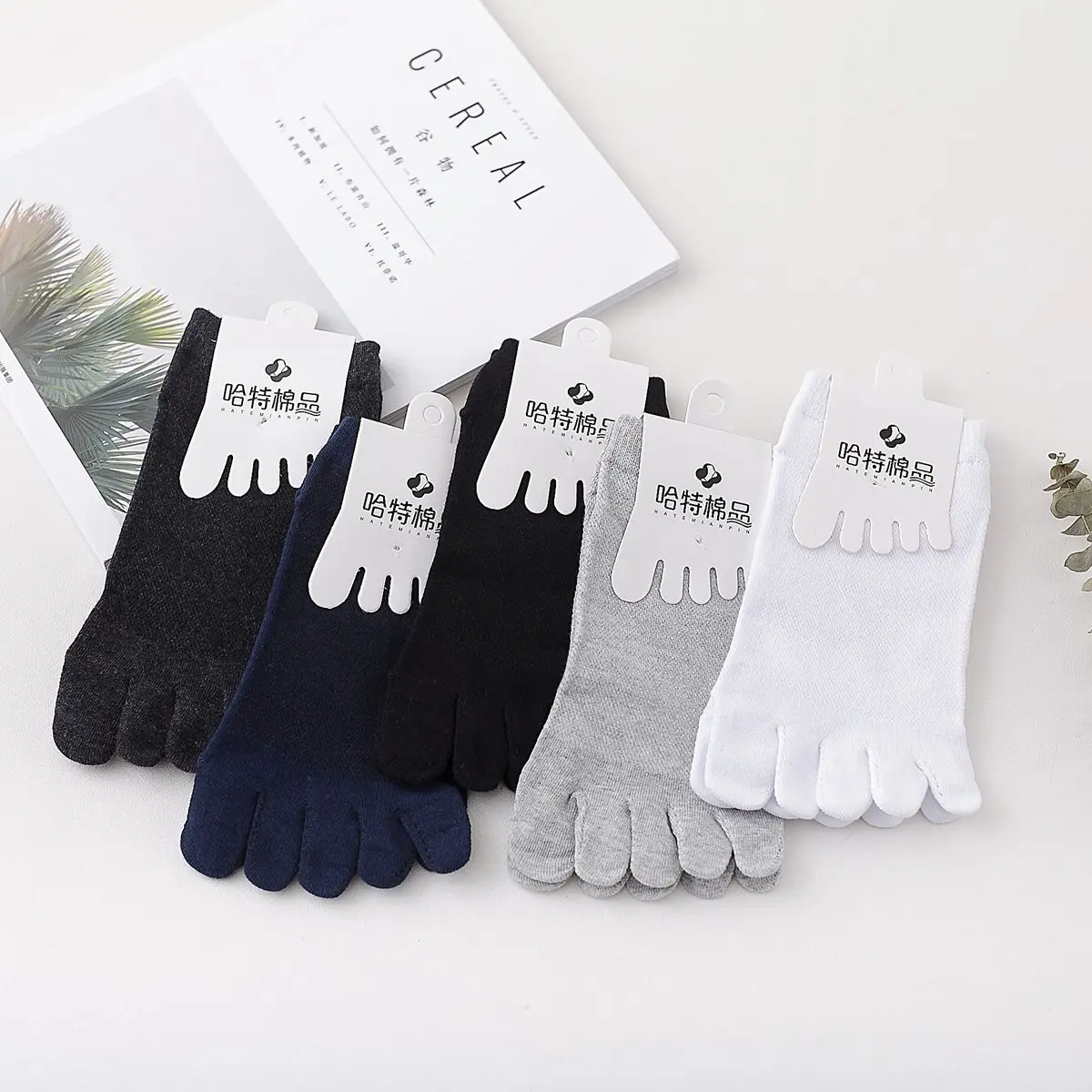 Носки мужские с пятью пальцами дышащие хлопковые однотонные для бега спорта