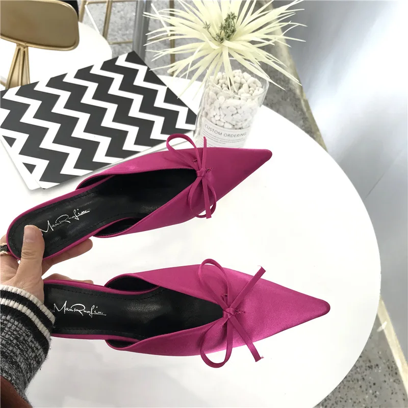 Тапочки с острым носком женская обувь на каблуке кошка шелковые шлепанцы без