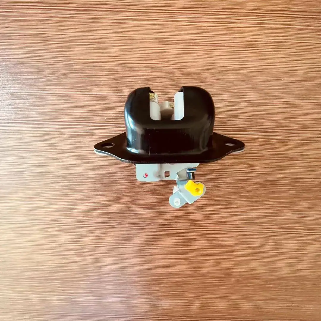 Замок задней двери защелка крышки багажника замок для 1999 2005 Nissan AD курорта Y10 Sunny