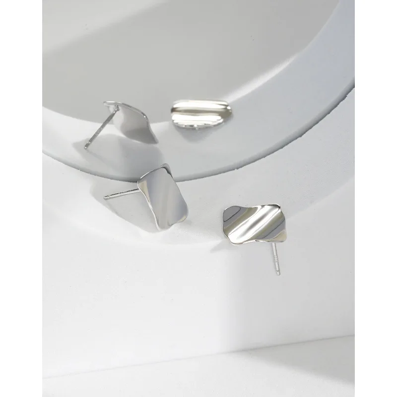 Серьги в стиле ретро CH 1056 Корейская версия Instagram нишевый дизайн сенсорный