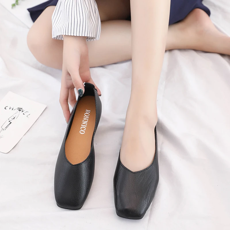 Tenis Feminino Tenis Mujer 2021 New Women Tennis Shoes Brand Design Female Pretty Sport Shoes Jogging Flat Lady Sneakers Cheap