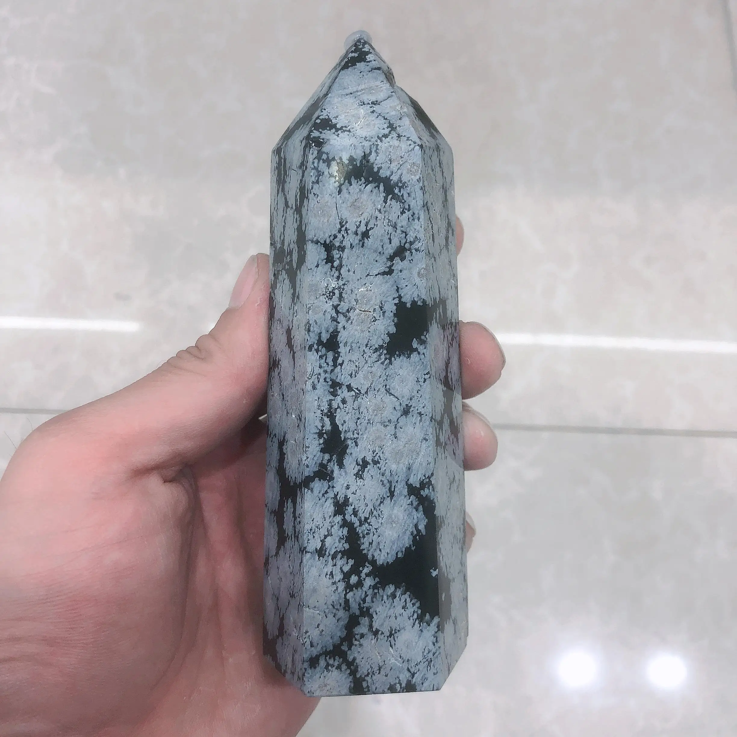 

1pc Natural Crystals Quartz Snow Flake Tower Point Energy Reiki Stones Room Home Office Aquarium Decoration Accessories Gemstone