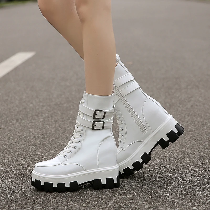 Женские ботинки из лакированной кожи на платформе 10 см|Сапоги до середины голени|