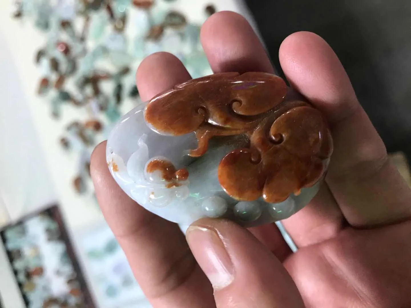 Натуральный нефрит высшего бренда из Мьянмы ручная работа красный зеленый