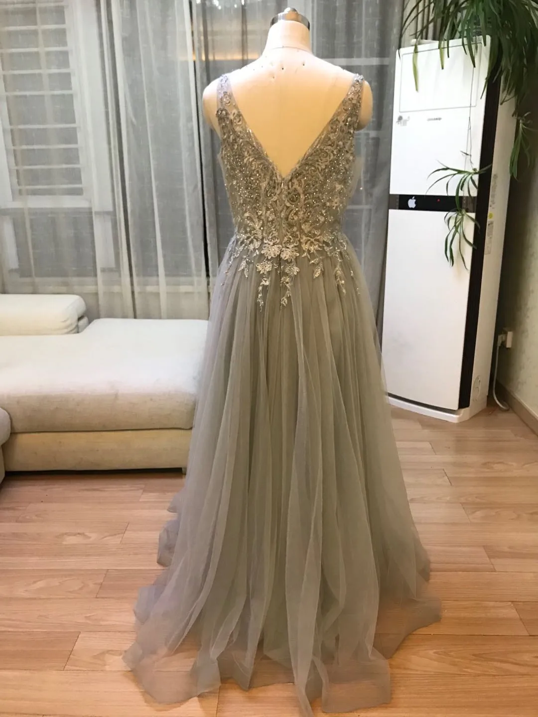 Stock Clean V Neck Soft Tulle High Quality Bead Prom Dress Crystal Lace Sexy Special Occasion Plus Size Prom Pageant Gowns