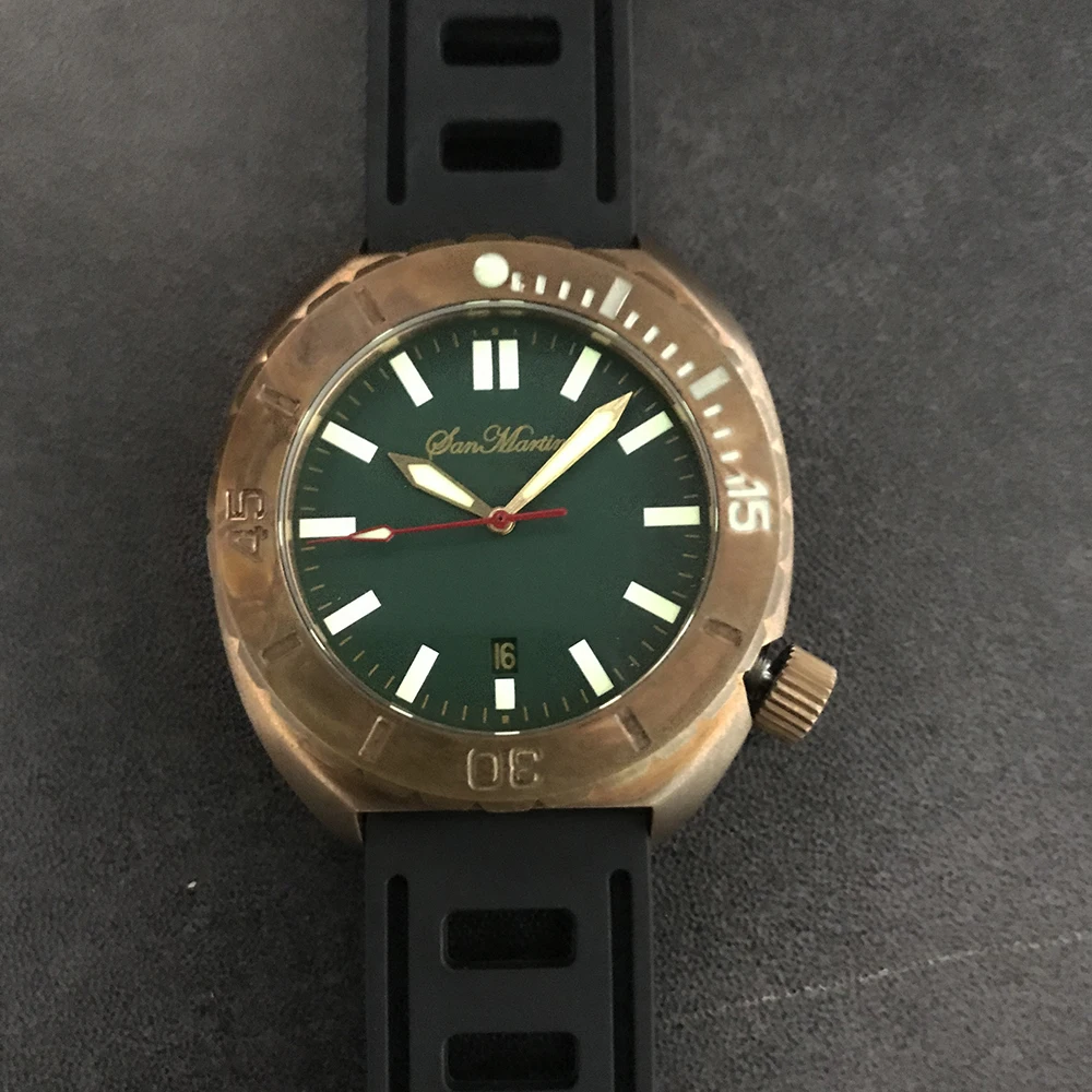 

San Martin Men Mechanical Bronze Automatic Watch Sapphire glass 50ATM Bronze Bezel Buckle Rubber Starp Vintage Diving Wristwatch