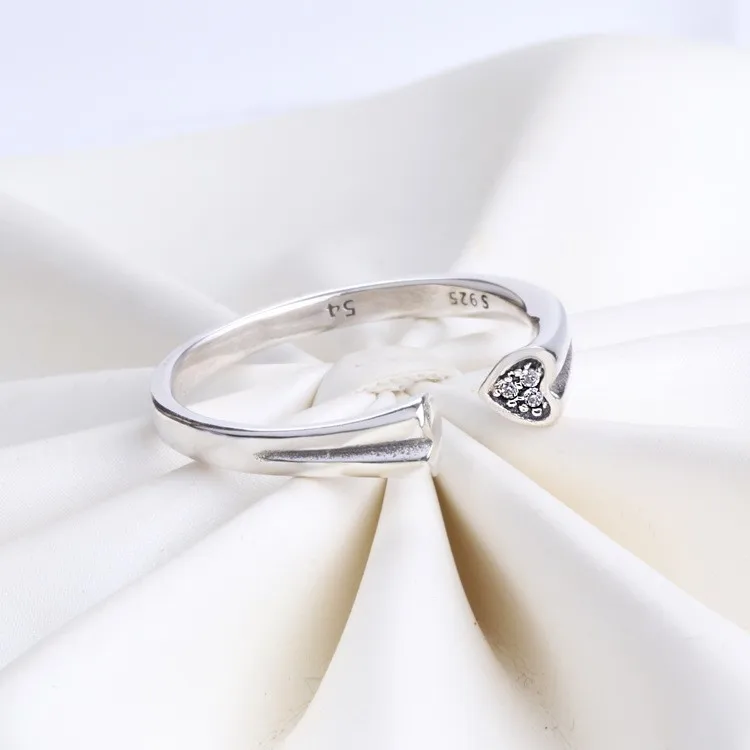 

2020 New 925 Sterling Silver Pan Ring Shiny Open Heart With Crystal Pan Ring For Women Wedding Party Gift Fashion Jewelry