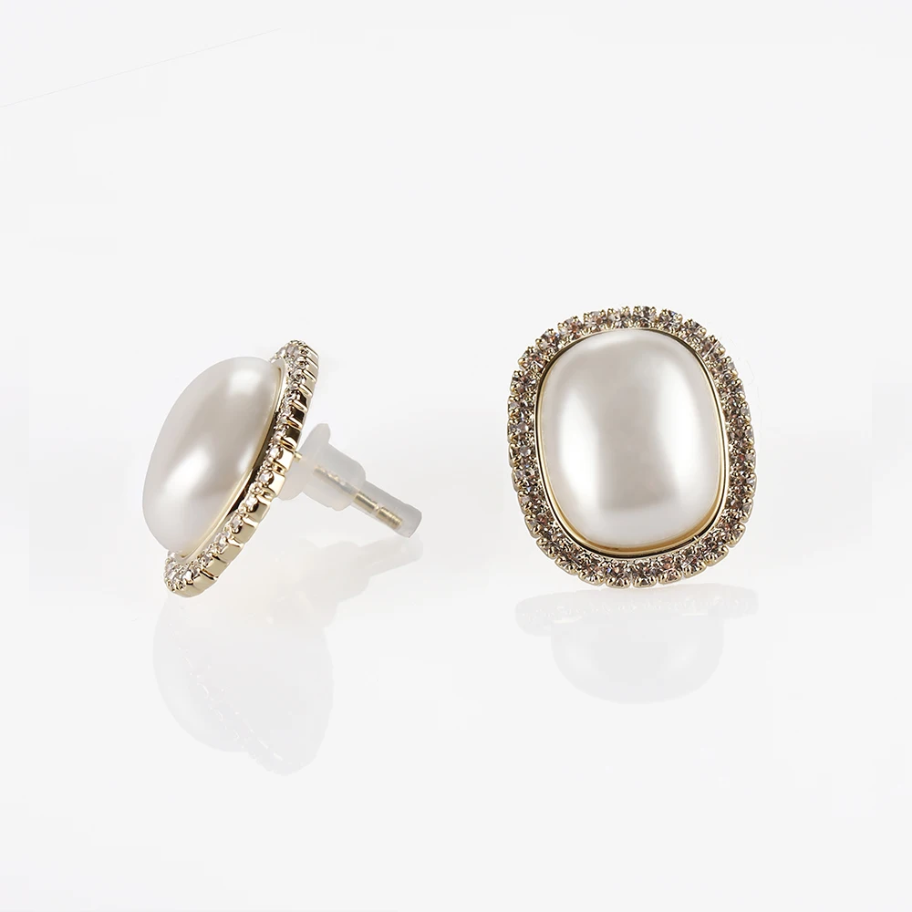 

Temperament Fashion Pearl Earrings For Women 2020 New Jewelry Korean Styles Statement Brincos Stud Earrings Boucle Oreille Femme