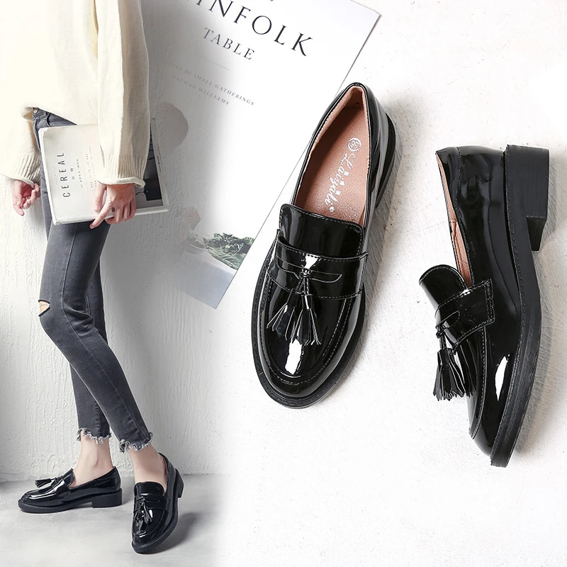 Туфли женские кожаные в стиле ретро небольшие лоферы на толстой подошве без