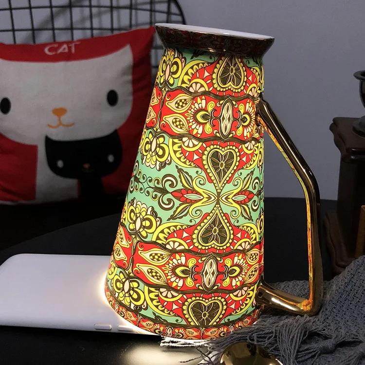 Кофейные кружки из костяной фарфора Чайные чашки Порцелан Милые Большая вместимость 500 мл Посуда в бохемском стиле Подарок на день рождения.