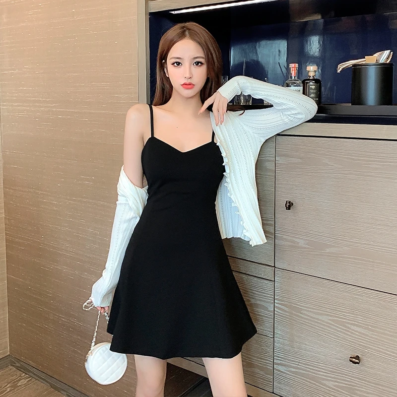 

Hepburn Small A- line Slimming Suspender Scheming Black Skirt Outfit Spring and Autumn Sexy Dress