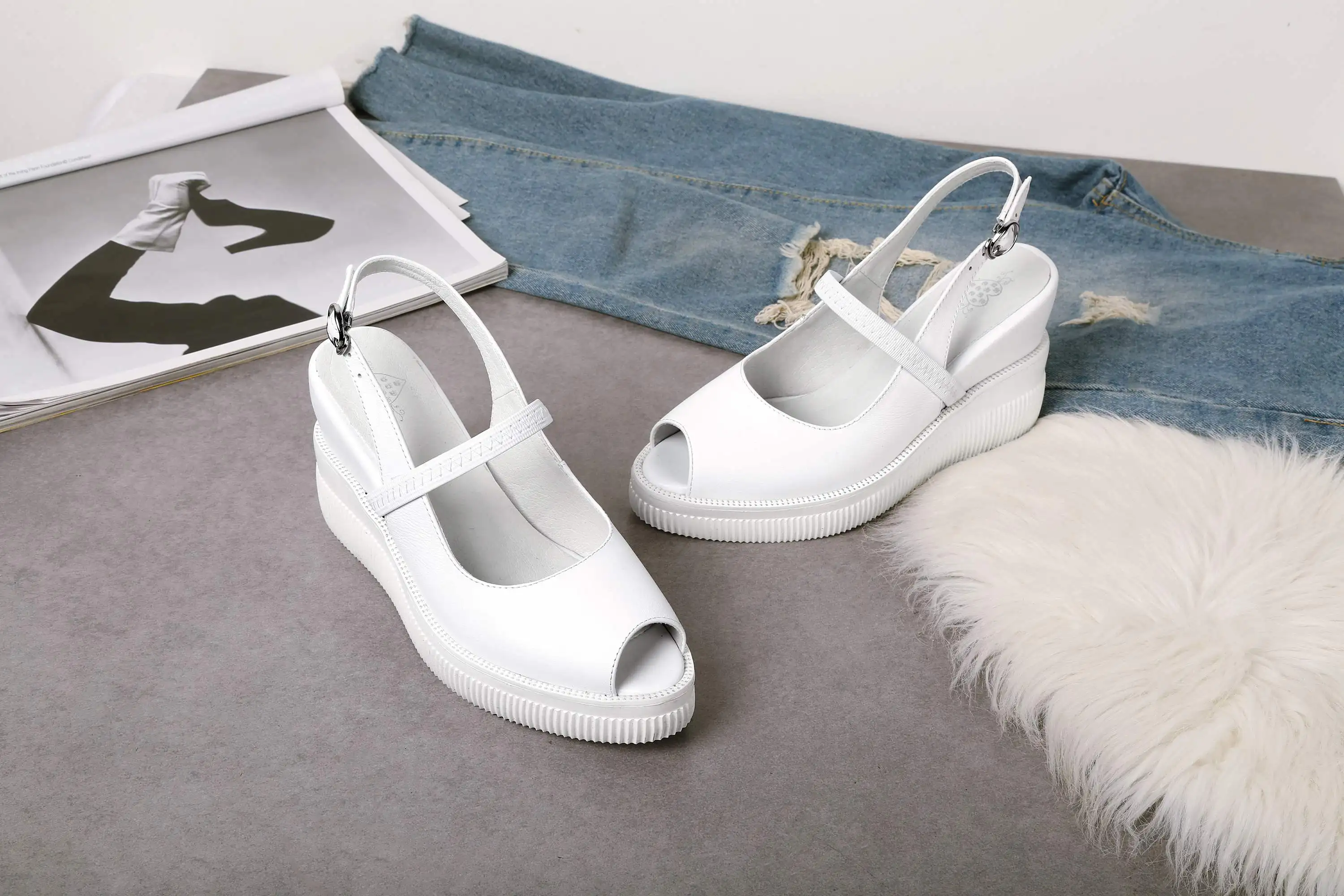 

Krazing Pot genuine leather round toe super high heels Slope heel shallow energy buckle straps cozy peep toe women sandals L59