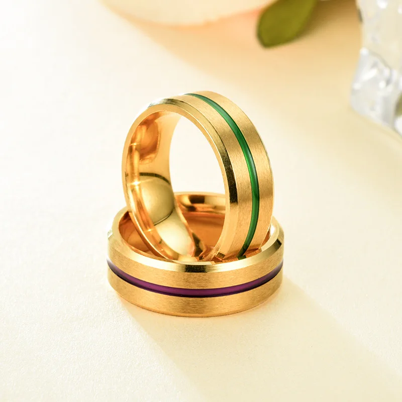 

VOERYNT Fashion Gold Color Stainless Steel Ring for Women Men Rings Wedding Jewelry Gift VO08