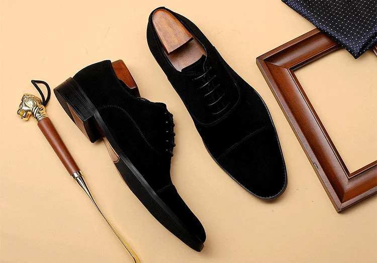 

Classic Suede Men Oxford Shoes Fashion Dress Leather Shoes Brogue Black Brown Square Toe Lace Up Wedding Office Men Formal Shoes