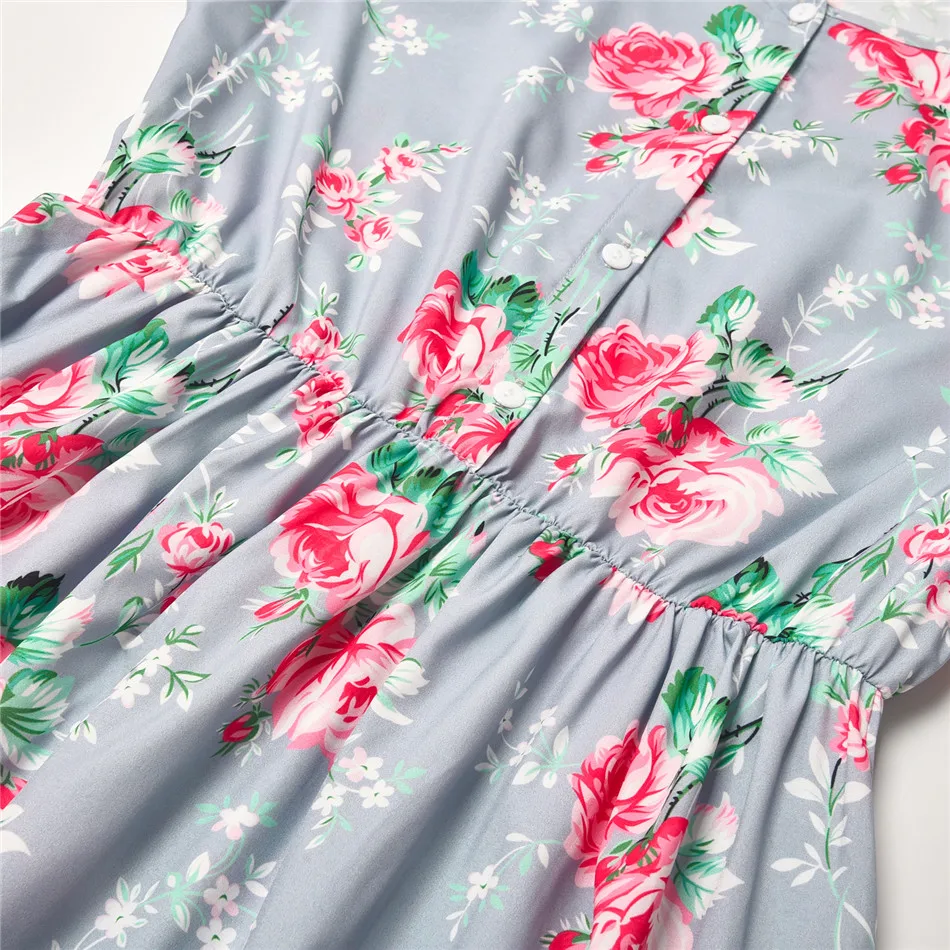 

2021 Summer Beachwear Mother Daughter Dresses Family Outfits Look Floral Print Dress Mommy and Me Clothes Mom & Baby Girls Dress