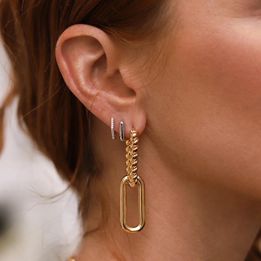 

SCALLOPED French Retro Spiral Metal Drop Hoop Earrings 2021 Winter New Temperament Women Brand Accessories Fine Jewelry