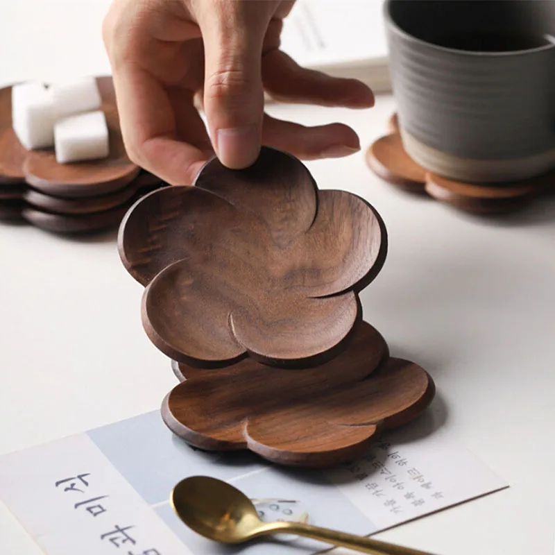 

Japanese Style Black Walnut Coaster Table Decoration Petal Heat-Resistant Beverage Pad Home Dining Table Tea Coffee Cup Pad