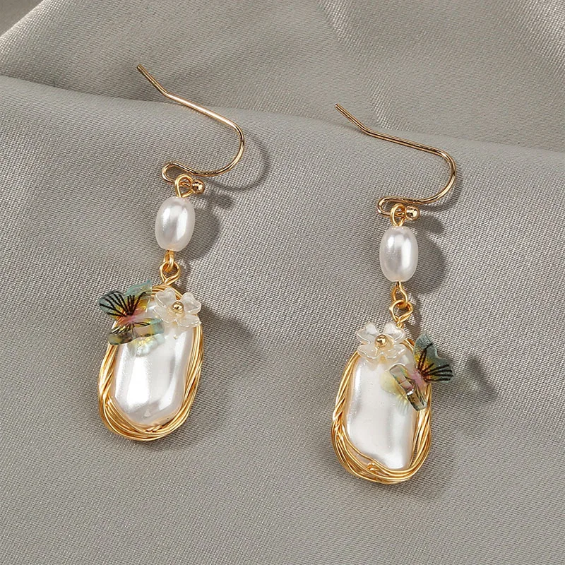 

Hongye Fashion Butterfly Geometric Natural Pearl Drop Earrings for Women Dangle Retro Party Brincos Jewelry Accessories 2020 New