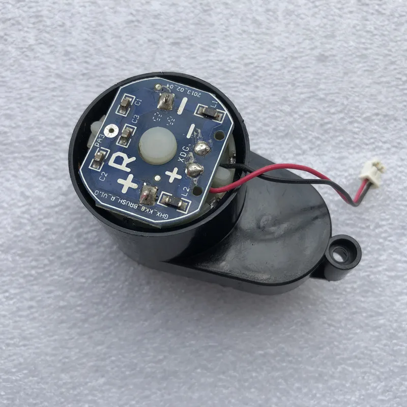 Двигатель боковой щетки для пылесоса Midea VCR15 VCR16