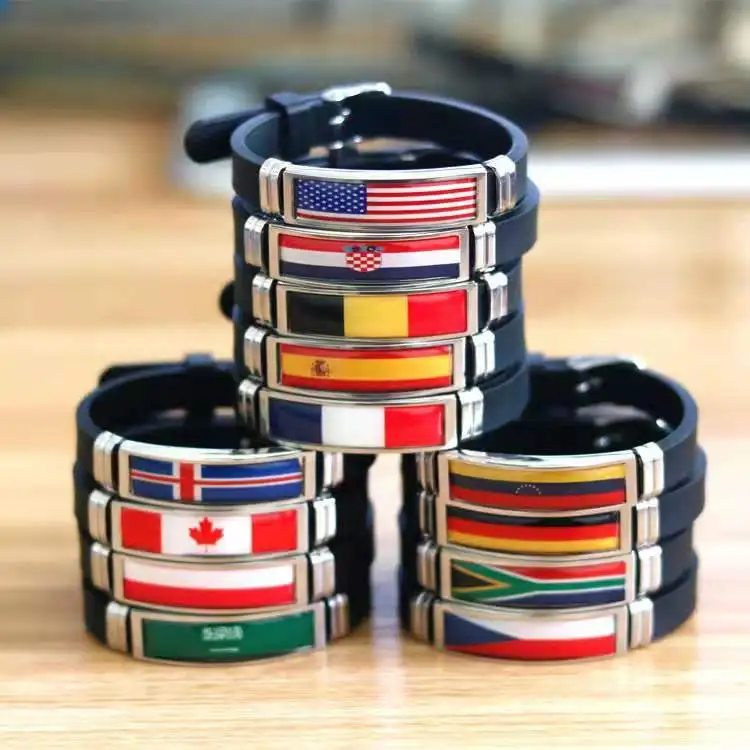 

The souvenir patriotic movement exquisite bracelet. Stainless steel world flag silicone bracelet. Can be customized