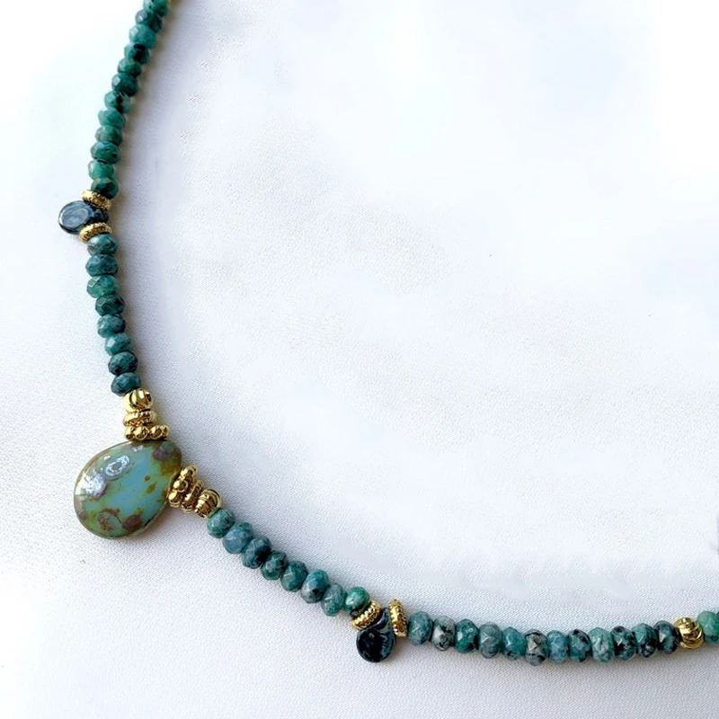 

2021 Vintage Trendy Water Drop Stone Pendant Necklace Handmade Ethnic Style Neck Accessories Gift Choker