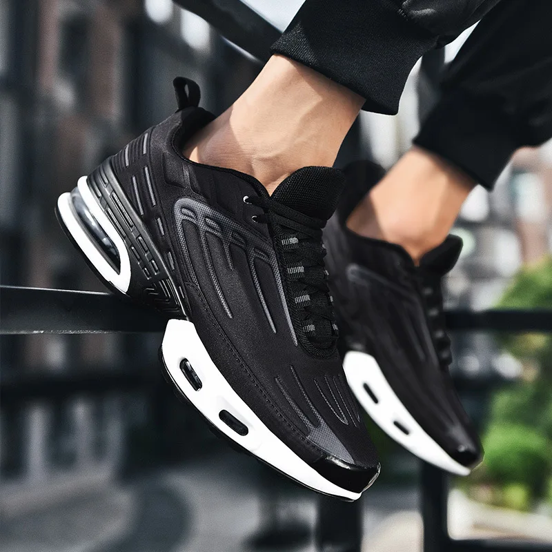 

2020 Summer New Breathable Men's Sports Shoes Outdoor Air Cushion Running Shoes Fashion Reflective men shoes Large Size 38-46