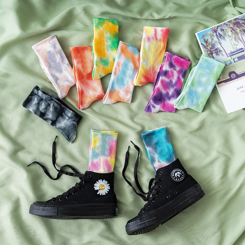 3 Pairs/Box Tie-dye Streetwear Stockings Cotton Harajuku Whirlpool Fashion Dunk HipHop Basketball Gifts for Men Women Long Socks