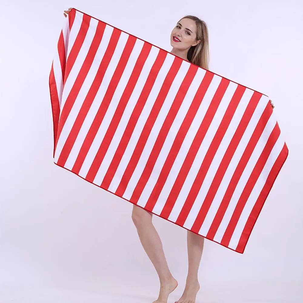 Быстросохнущее абсорбирующее пляжное полотенце двустороннее полосатое для