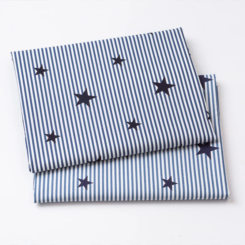 Саржевая ткань для детей 100% хлопок поплин черные полоски со звездами набивной