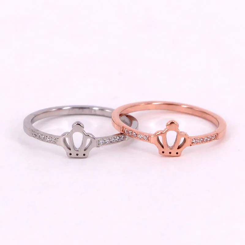 Модное кольцо из нержавеющей стали с кристаллами OL Love Crown розовое золото цвет