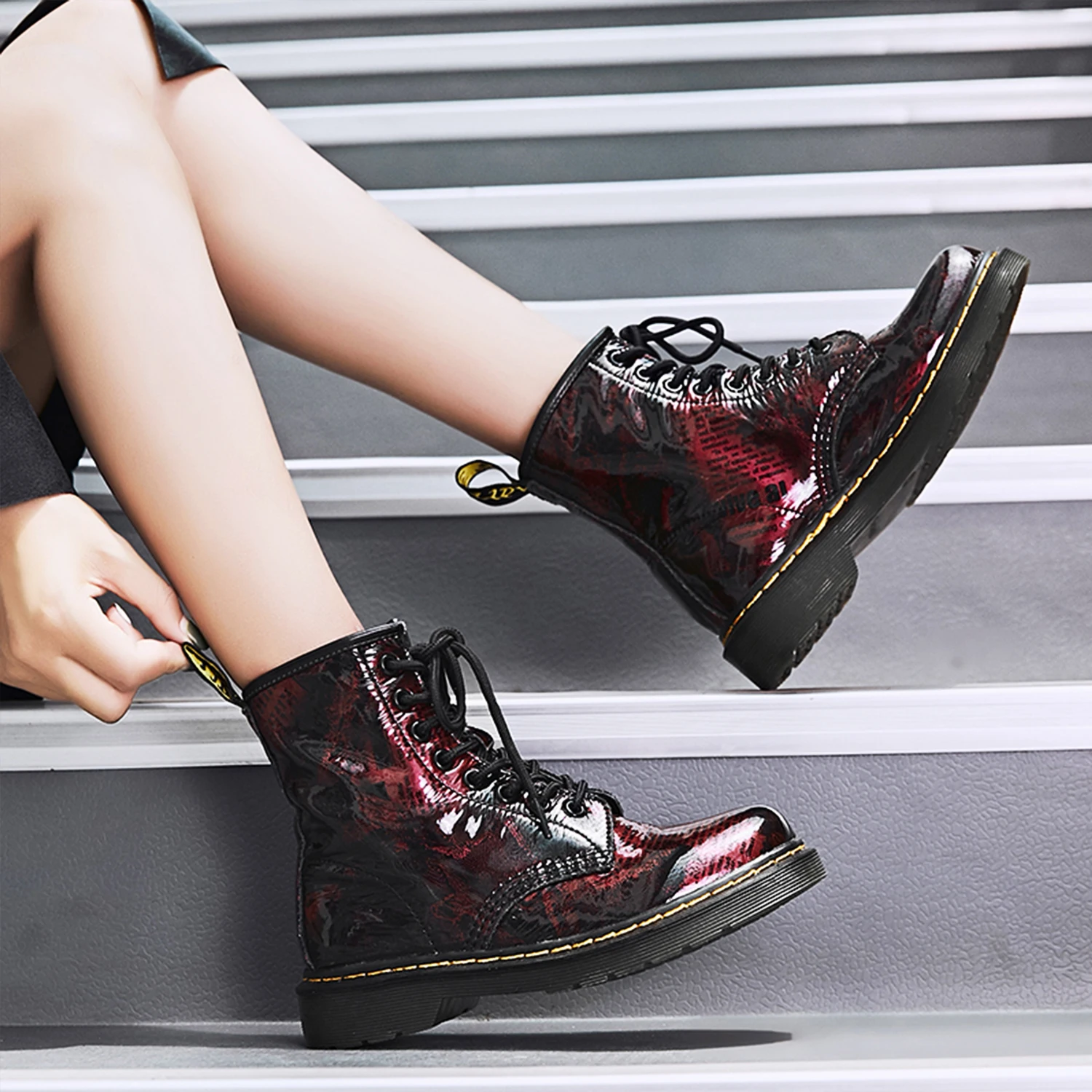 Ботинки с принтом женские ботильоны для женщин на танкетке элегантные кожаные