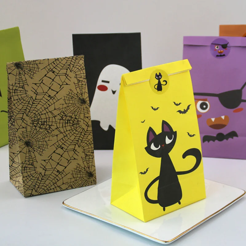 

12pcs Halloween Kraft Paper Bags Candy Cookie Gift Food Biscuits Snack Packaging Storage Bag Birthday Party Decoration Supplies