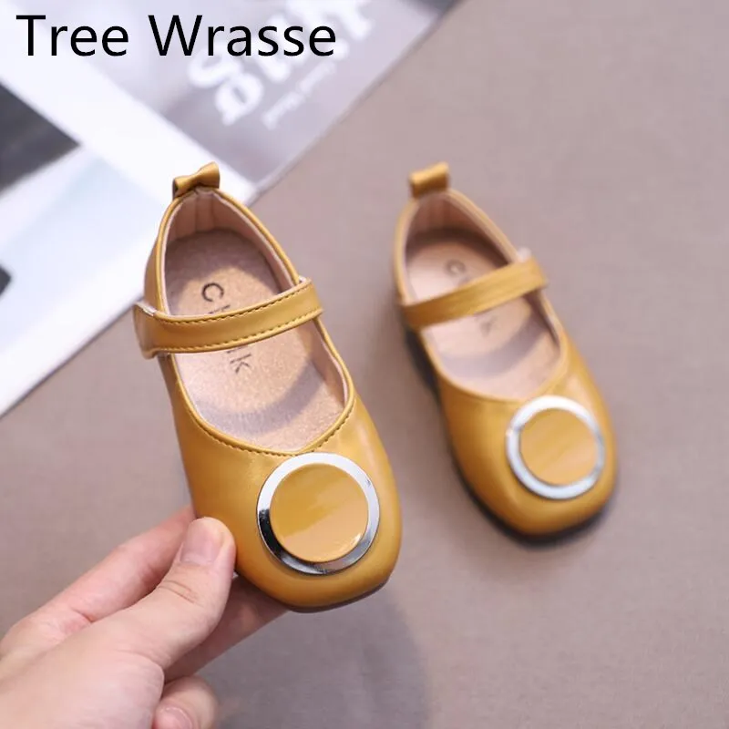

Baby square mouth shoes baby girl soft bottom non-slip toddler shoes 2020 new princess square head small shoes size 15-20-30