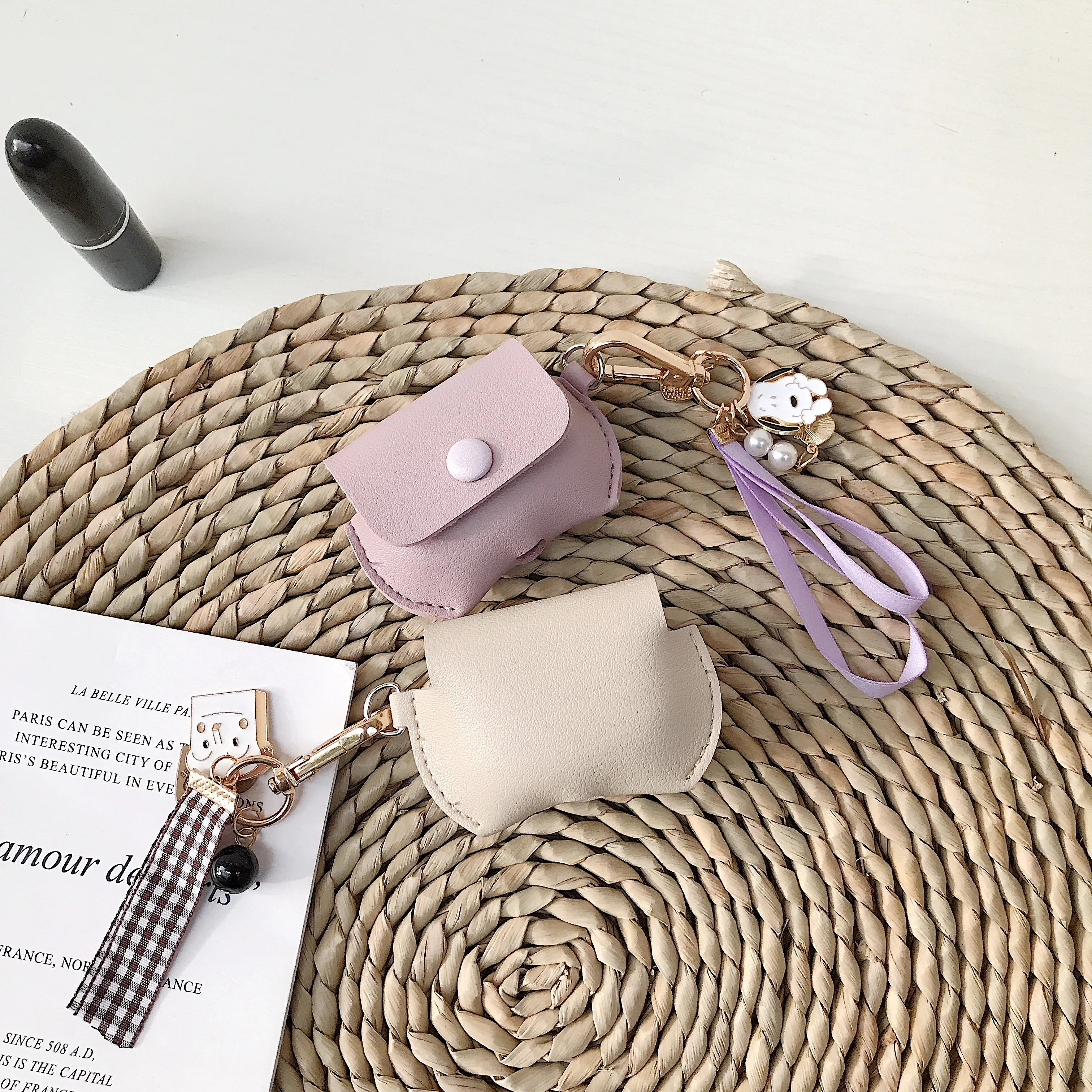 Кожаный чехол для Airpods Pro роскошный защитный с пряжкой против потери Air Pods 3