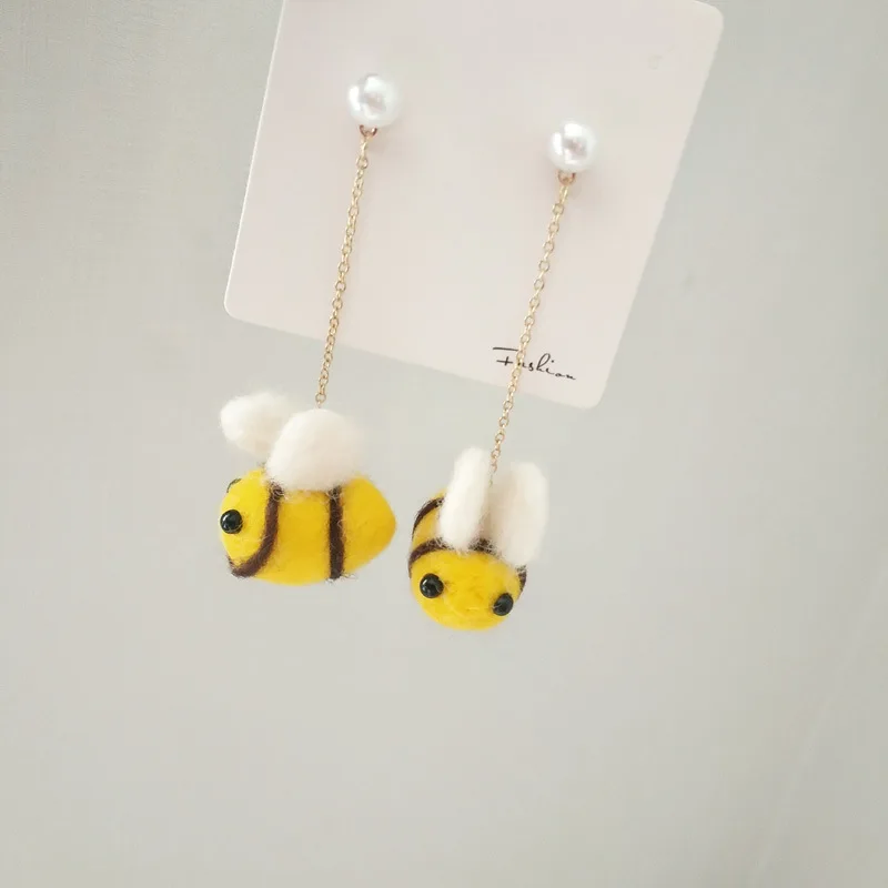 

Lovely Bee Ball Dangle Earrings Women Jewelry Drop Earrings Hanging Earring Women Earring Studs Earrings Earrings Dangle Earring
