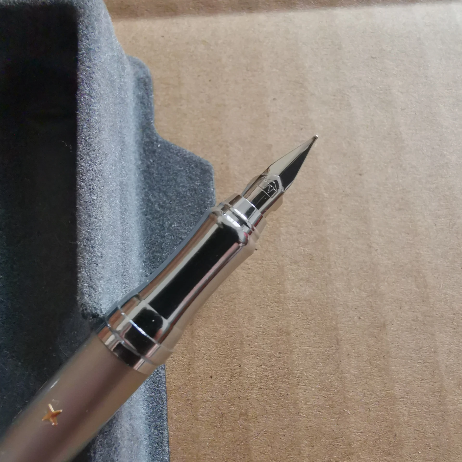 Редкая карманная авторучка маленькая специальная ручка канцелярские